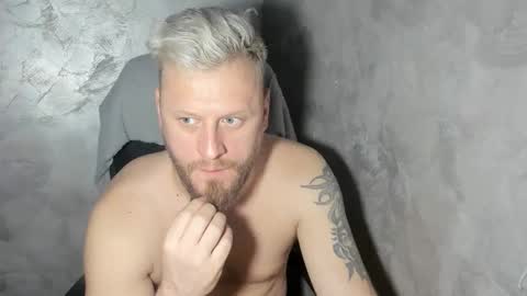 Snapshot of alexboy2022 chatting on 02.28.26 onlyfans..alexyno2022 online show from 02.28.26