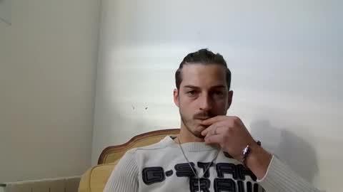 Snapshot of alexfr31 chatting on 12.28.24 alexfr31 online show from 12.28.24