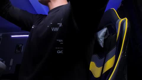 alexgiraldo__ online show from 10.23.25