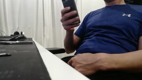 Snapshot of alexhunter4u chatting on 01.05.26 alexhunter4u online show from 01.05.26