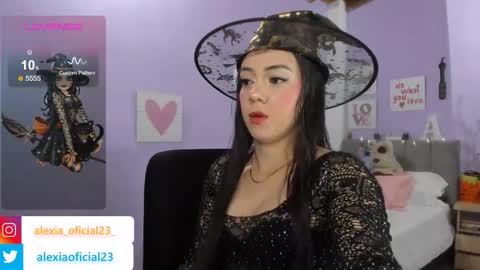 Alexia online show from 10.30.25