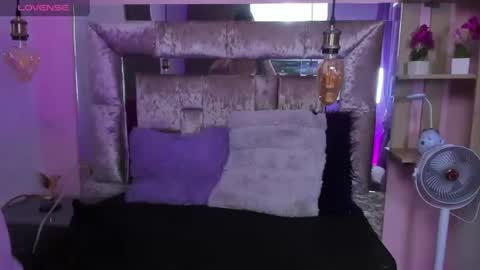 Snapshot of alexia_frox chatting on 07.28.26 alexia frox online show from 07.28.26