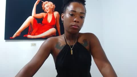 Snapshot of alexia_sinclaire24 chatting on 10.19.25 alexia_sinclaire24 online show from 10.19.25