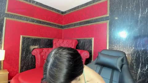 Alexiaa  Online 1430 to 2100 GMT-5 online show from 02.19.26