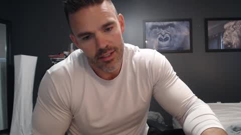 Snapshot of alexiarain chatting on 10.08.25 Alex online show from 10.08.25