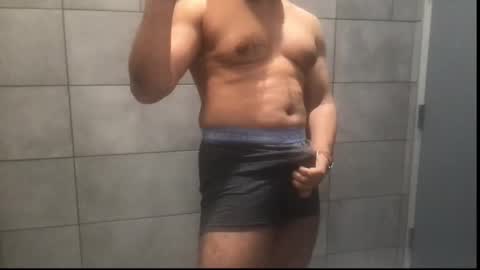 Snapshot of alexis69mm chatting on 02.05.25 Alex online show from 02.05.25