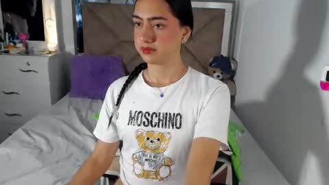 -- ALEXIS -- online show from 06.24.26