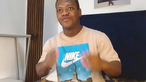 Alexis Fernandez online show from 07.23.26