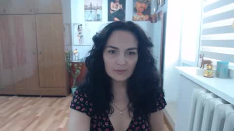 Snapshot of alexismillers chatting on 09.09.25 AlexisMillers online show from 09.09.25
