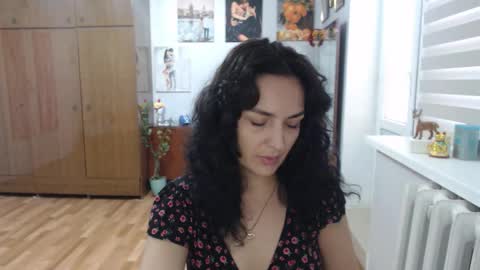 Snapshot of alexismillers chatting on 09.14.25 AlexisMillers online show from 09.14.25