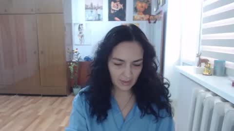 Snapshot of alexismillers chatting on 09.27.25 AlexisMillers online show from 09.27.25