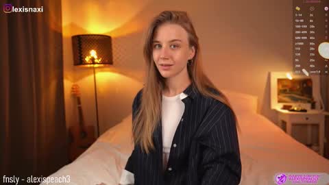 Snapshot of alexispeach chatting on 10.17.25 Alexis--  online show from 10.17.25
