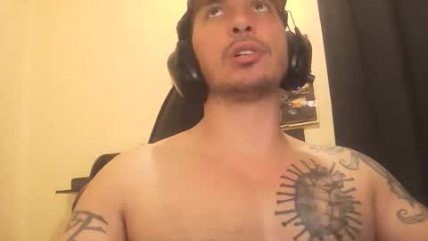 Snapshot of alexopenmind21 chatting on 11.08.25 Alexxx online show from 11.08.25