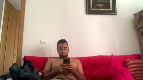 Snapshot of alexospina55 chatting on 12.16.25 alexospina55 online show from 12.16.25