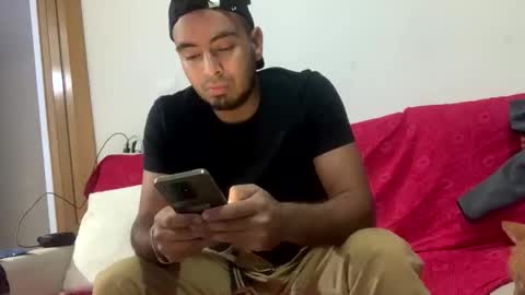 Snapshot of alexospina55 chatting on 12.17.25 alexospina55 online show from 12.17.25