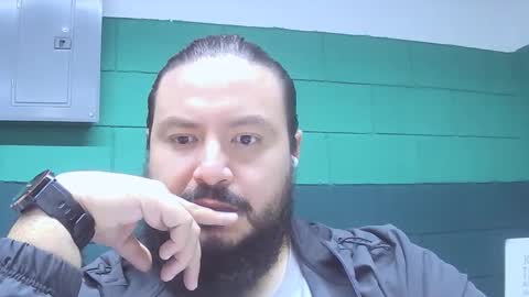 Snapshot of alextambet chatting on 12.17.24 alextambet online show from 12.17.24