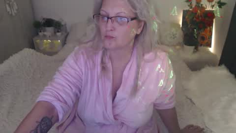 Snapshot of alexxa_mistress chatting on 02.22.26 Jhoa online show from 02.22.26