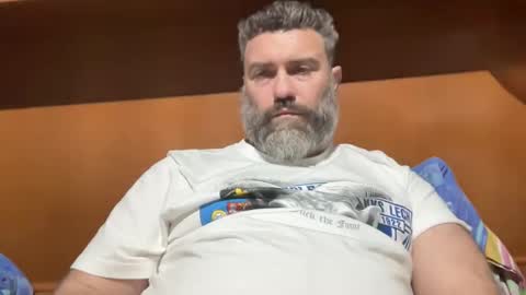 Snapshot of alfali chatting on 12.15.24 alfali online show from 12.15.24