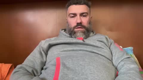 Snapshot of alfali chatting on 12.28.24 alfali online show from 12.28.24