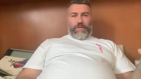 Snapshot of alfali chatting on 10.12.25 alfali online show from 10.12.25