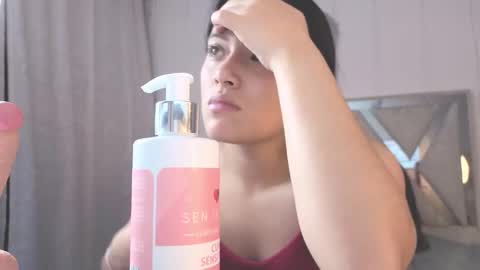 Carolina Join The Fan Club  online show from 10.04.25