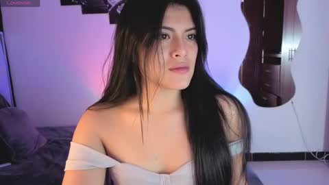 Carolina Join The Fan Club  online show from 06.18.26