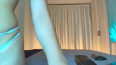 Snapshot of alia_sweet_ chatting on 02.06.26 Alia online show from 02.06.26