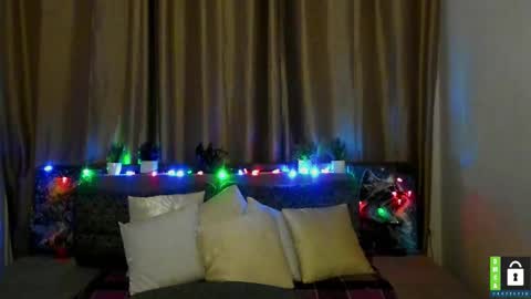 Alianna online show from 12.17.25