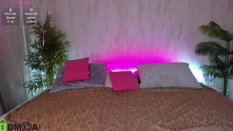 alic_black online show from 11.06.25