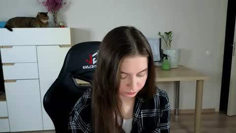 Alice online show from 10.04.25