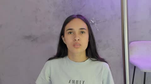 Snapshot of alice__susan chatting on 04.12.26 Alice Susan online show from 04.12.26