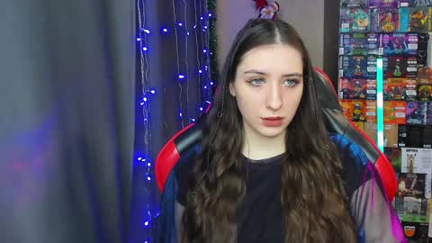 Snapshot of alice_bailey chatting on 12.13.24 Alice online show from 12.13.24