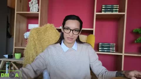 Snapshot of alice_bane chatting on 02.20.25 A R Y A  T I A online show from 02.20.25