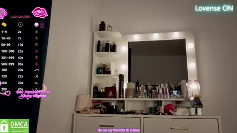 A R Y A  T I A online show from 02.16.26