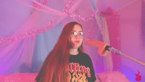 Snapshot of alice_cute77 chatting on 05.17.26 Mey online show from 05.17.26