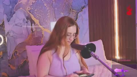 Snapshot of alice_cute77 chatting on 05.31.26 Mey online show from 05.31.26