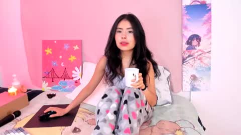 Alice Sofia online show from 06.25.26