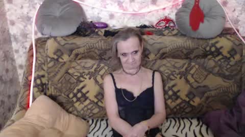 Snapshot of alice_longstocking chatting on 05.18.26 alice longstocking online show from 05.18.26