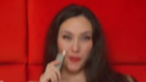 Snapshot of alice_munro chatting on 12.27.24 AliceMunro online show from 12.27.24