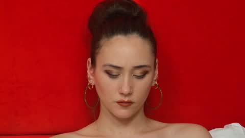 Snapshot of alice_munro chatting on 01.10.25 AliceMunro online show from 01.10.25