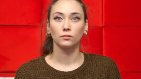 Snapshot of alice_munro chatting on 01.11.25 AliceMunro online show from 01.11.25