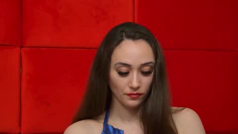 Snapshot of alice_munro chatting on 03.09.25 AliceMunro online show from 03.09.25