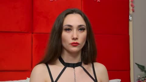 Snapshot of alice_munro chatting on 03.12.25 AliceMunro online show from 03.12.25