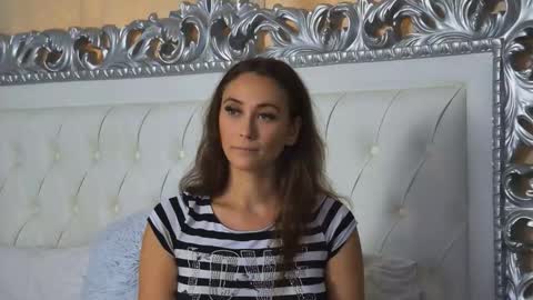 Snapshot of alice_munro chatting on 09.16.25 AliceMunro online show from 09.16.25