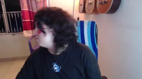 Snapshot of alice_psilocybe_sabina420 chatting on 10.12.25 Alicia Aldara online show from 10.12.25