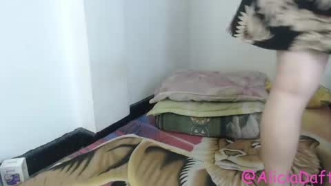 Snapshot of alice_psilocybe_sabina420 chatting on 06.23.26 Alicia Aldara online show from 06.23.26
