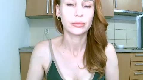 Snapshot of alice_sewx chatting on 07.28.26 Alice Sewx online show from 07.28.26