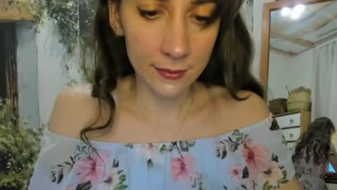 Snapshot of alice_sincere chatting on 06.07.26 Alice Love you all online show from 06.07.26