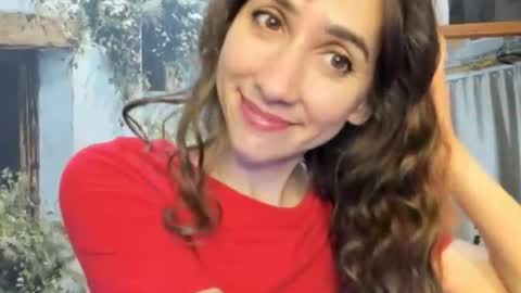 Snapshot of alice_sincere chatting on 06.15.26 Alice Love you all online show from 06.15.26