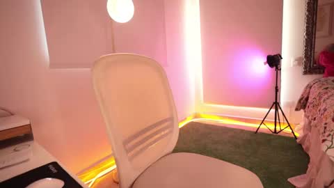 alicealberts online show from 09.14.25